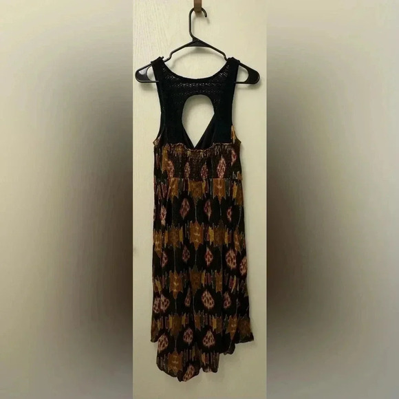 Free People All Wrapped Up Midi Dress with Crochet Features and V Neck Y2K - Picture 9 of 10